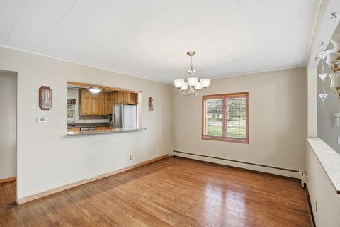 Tiny photo for 11250 Dineff Road, Lemont, IL 60439 (MLS # 12543241)