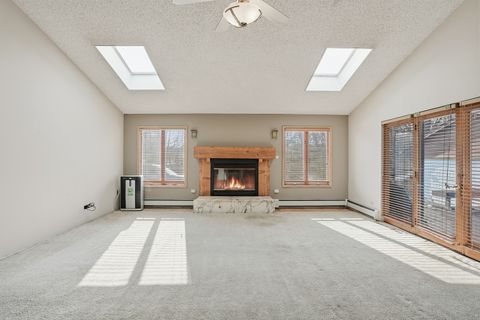 Tiny photo for 11250 Dineff Road, Lemont, IL 60439 (MLS # 12543241)