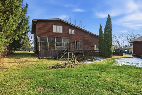 Tiny photo for 11250 Dineff Road, Lemont, IL 60439 (MLS # 12543241)