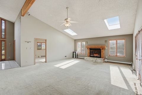 Tiny photo for 11250 Dineff Road, Lemont, IL 60439 (MLS # 12543241)