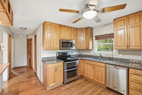 Tiny photo for 11250 Dineff Road, Lemont, IL 60439 (MLS # 12543241)