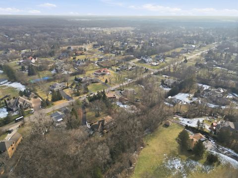 Tiny photo for 11250 Dineff Road, Lemont, IL 60439 (MLS # 12543241)