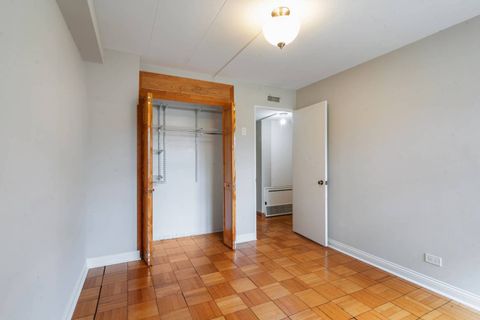 Tiny photo for 7212 Oak Avenue #3NE, River Forest, IL 60305 (MLS # 12446646)