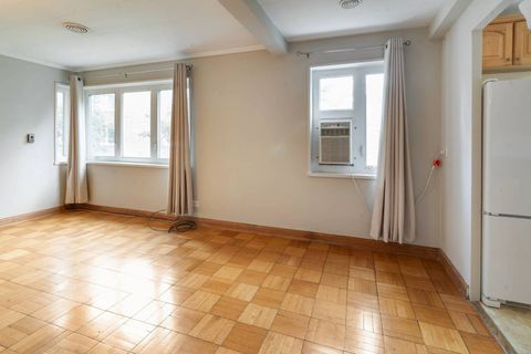 Tiny photo for 7212 Oak Avenue #3NE, River Forest, IL 60305 (MLS # 12446646)