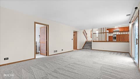 Tiny photo for 29 Mayfair Lane, Aurora, IL 60504 (MLS # 12738654)