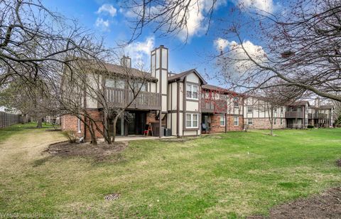 Tiny photo for 2950 Northampton Drive #B2, Rolling Meadows, IL 60008 (MLS # 12608555)