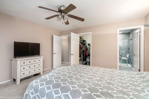 Tiny photo for 2950 Northampton Drive #B2, Rolling Meadows, IL 60008 (MLS # 12608555)