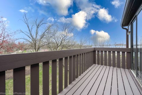 Tiny photo for 2950 Northampton Drive #B2, Rolling Meadows, IL 60008 (MLS # 12608555)