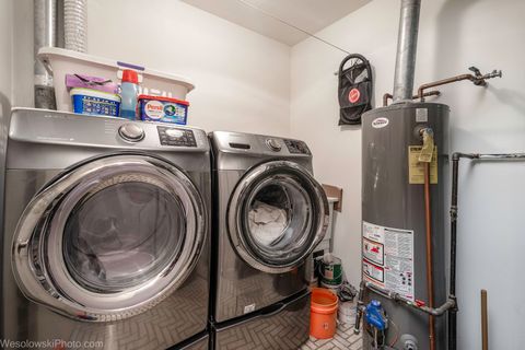 Tiny photo for 2950 Northampton Drive #B2, Rolling Meadows, IL 60008 (MLS # 12608555)