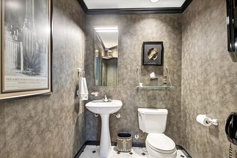 Tiny photo for 808 S Bishop Street, Chicago, IL 60607 (MLS # 12576466)