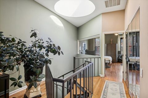 Tiny photo for 808 S Bishop Street, Chicago, IL 60607 (MLS # 12576466)