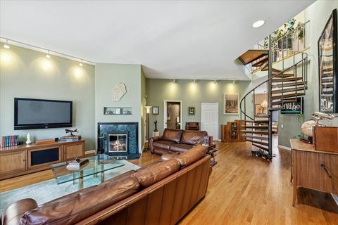 Tiny photo for 808 S Bishop Street, Chicago, IL 60607 (MLS # 12576466)