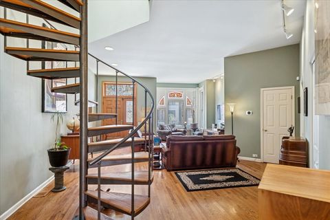 Tiny photo for 808 S Bishop Street, Chicago, IL 60607 (MLS # 12576466)