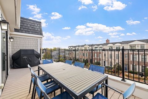 Tiny photo for 353 E Liberty Drive, Wheaton, IL 60187 (MLS # 12530567)