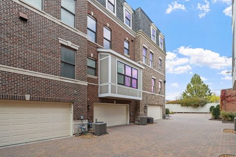 Tiny photo for 353 E Liberty Drive, Wheaton, IL 60187 (MLS # 12530567)