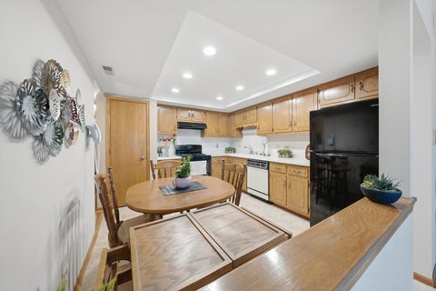 Tiny photo for 15712 OLD ORCHARD Court #1S, Orland Park, IL 60462 (MLS # 12683322)