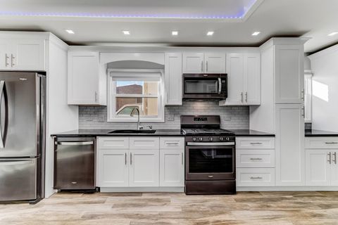 Tiny photo for 7806 W 83rd Street, Bridgeview, IL 60455 (MLS # 12507165)