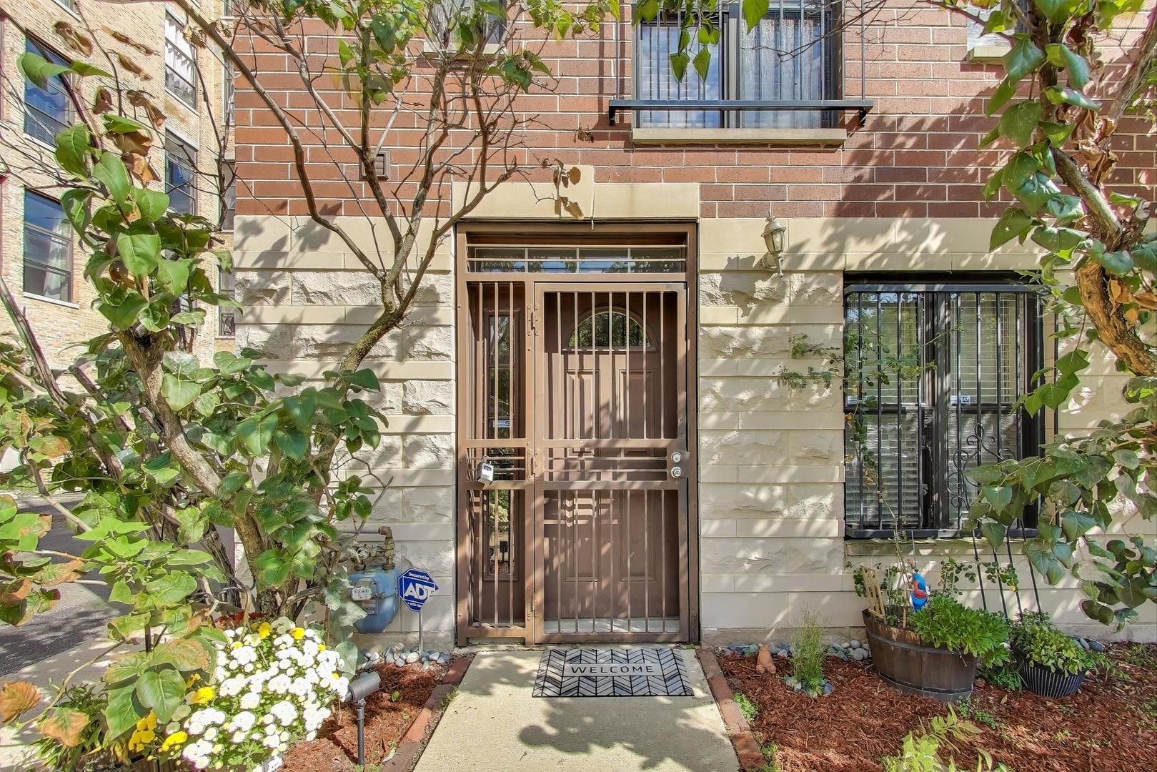 1816 N Spaulding Avenue 8