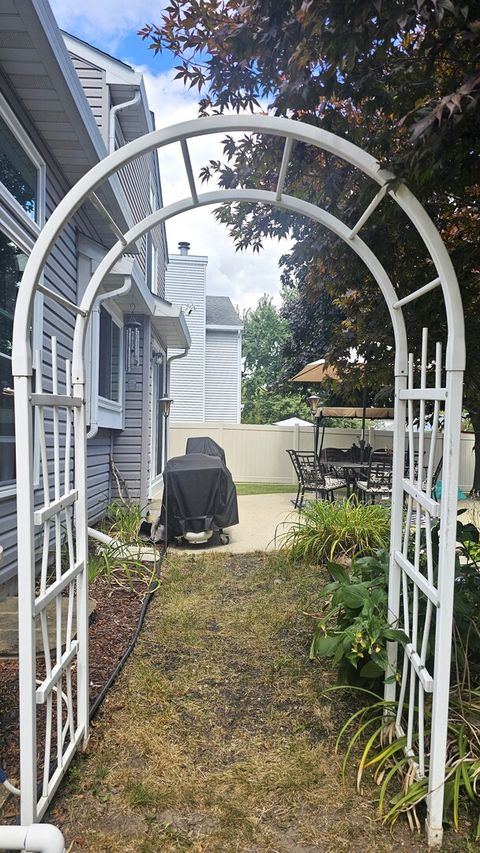 Tiny photo for 1593 VINEYARD Drive, Gurnee, IL 60031 (MLS # 12466982)