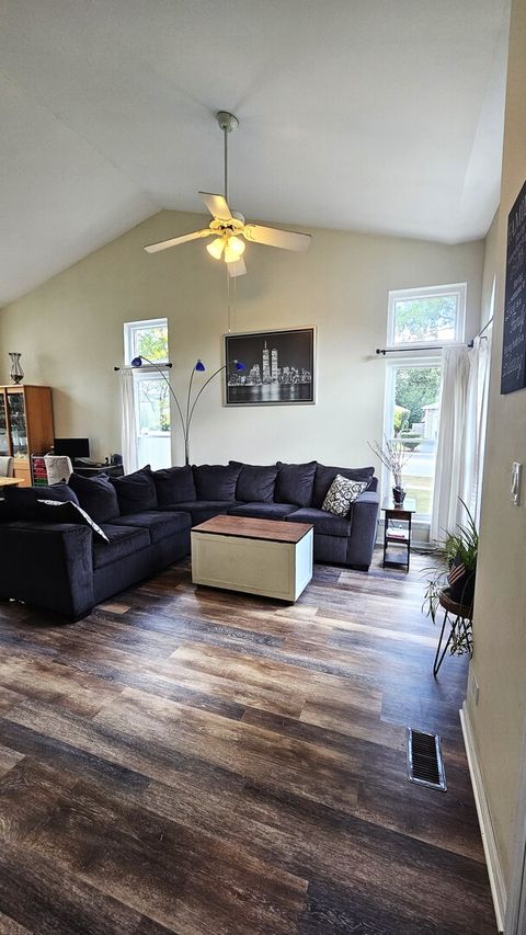 Tiny photo for 1593 VINEYARD Drive, Gurnee, IL 60031 (MLS # 12466982)