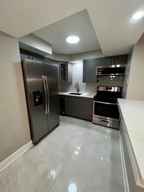 Tiny photo for 9832 Nottingham Avenue #17, Chicago Ridge, IL 60415 (MLS # 12537017)