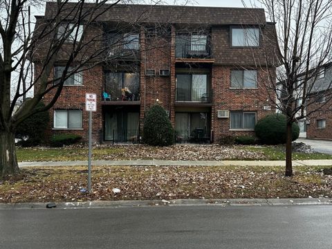9832 Nottingham Avenue 17 Chicago Ridge IL 60415