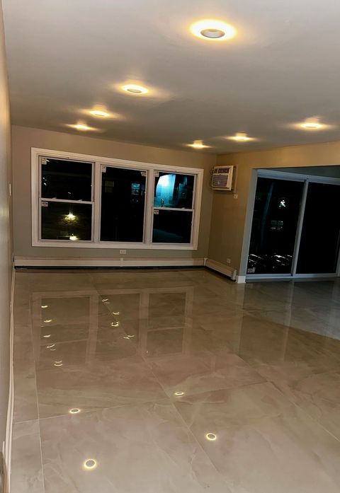 Tiny photo for 9832 Nottingham Avenue #17, Chicago Ridge, IL 60415 (MLS # 12537017)