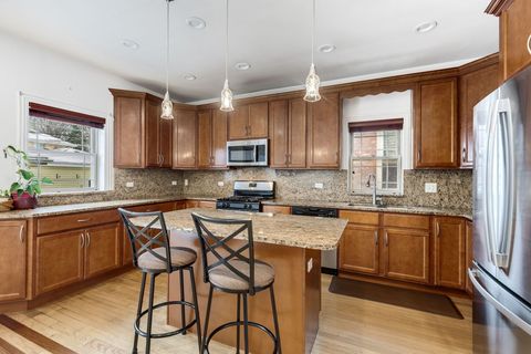 Tiny photo for 6128 N Kildare Avenue, Chicago, IL 60646 (MLS # 12594772)