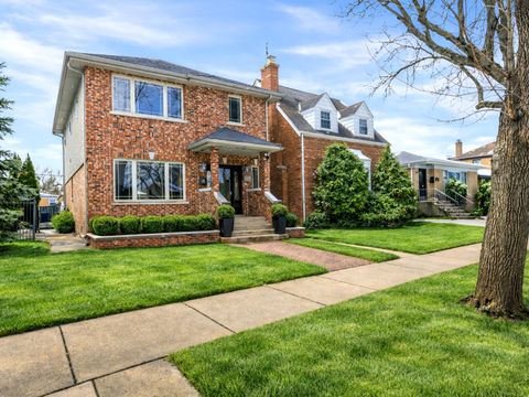 Photo of 6128 N Kildare Avenue, Chicago, IL 60646 (MLS # 12594772)