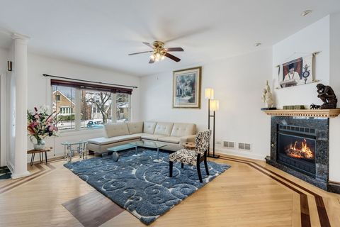 Tiny photo for 6128 N Kildare Avenue, Chicago, IL 60646 (MLS # 12594772)