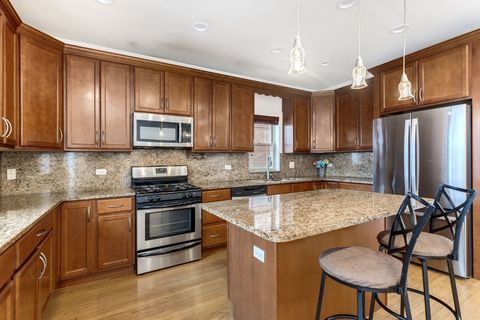 Tiny photo for 6128 N Kildare Avenue, Chicago, IL 60646 (MLS # 12594772)