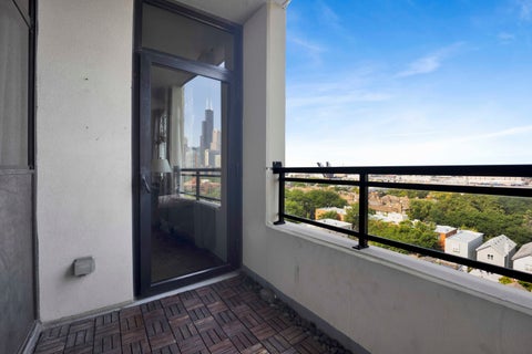 Tiny photo for 1255 S State Street #1008, Chicago, IL 60605 (MLS # 12695588)