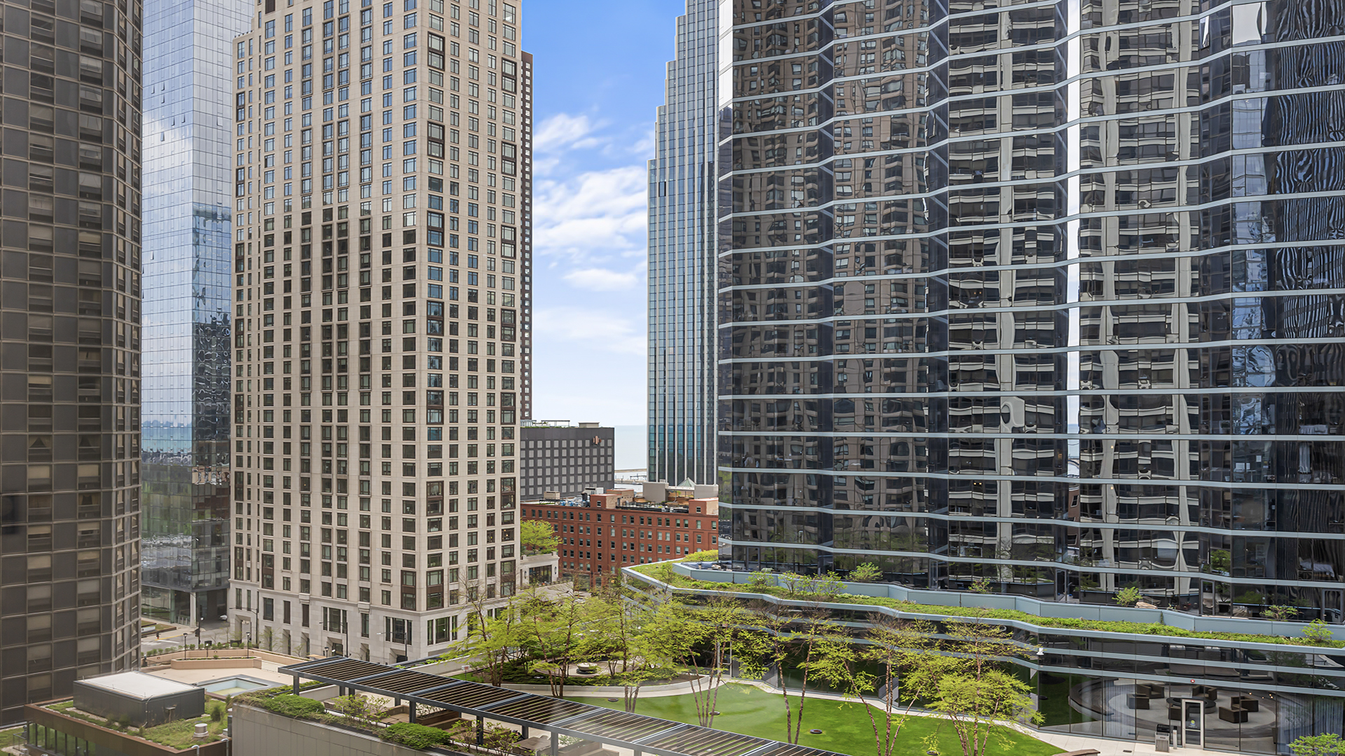 400 E Ohio Street 1501