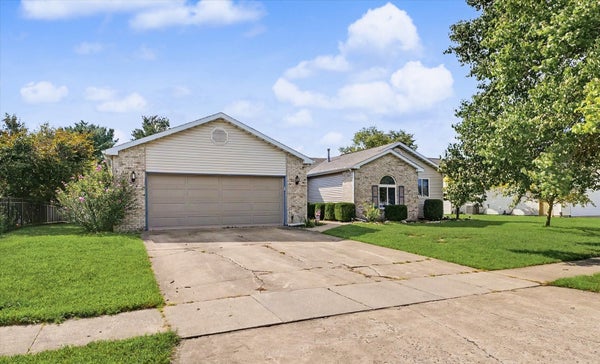 603 LAUREL DR, SAINT JOSEPH, IL 61873 - Image b1cd89e645cc8a004e7c6cbcf2a3e213/2987872317