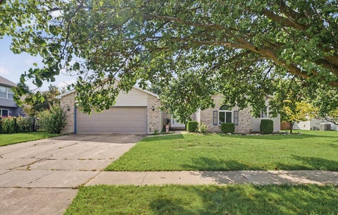 Tiny photo for 603 Laurel Drive, St. Joseph, IL 61873 (MLS # 12733341)