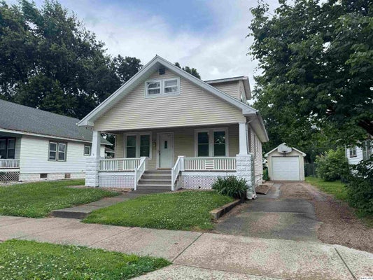 627 S 20TH ST, QUINCY, IL 62301 - Image b1cdde13181b436bbb8c12e366fc766f/2235586446
