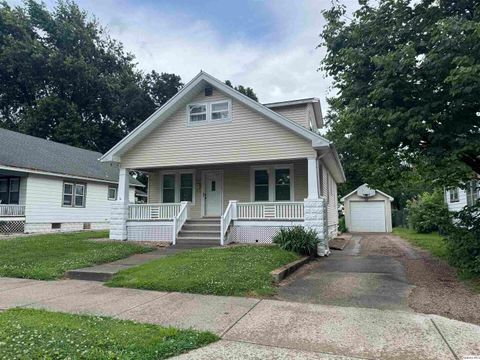 Photo of 627 S 20th ST, Quincy, IL 62301 (MLS # 12672485)