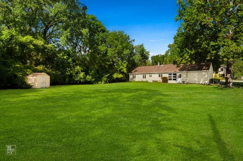 Tiny photo for 1231 60th Street, La Grange Highlands, IL 60525 (MLS # 12769415)