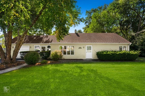 Photo of 1231 60th Street, La Grange Highlands, IL 60525 (MLS # 12769415)
