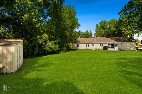 Tiny photo for 1231 60th Street, La Grange Highlands, IL 60525 (MLS # 12769415)