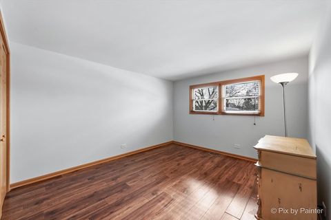 Tiny photo for 380 Dulles Road, Des Plaines, IL 60016 (MLS # 12535336)
