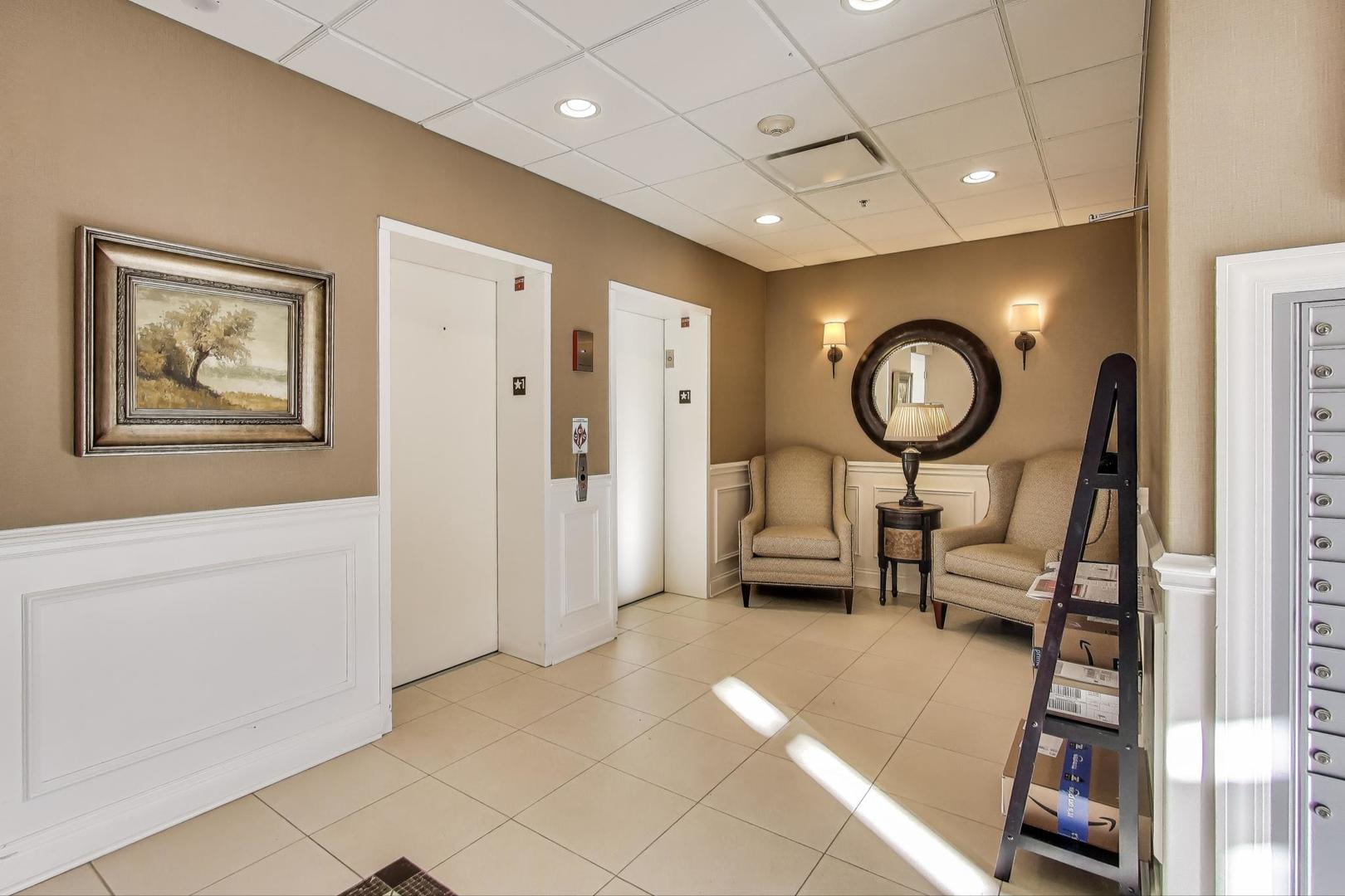 50 S Greeley Street 204