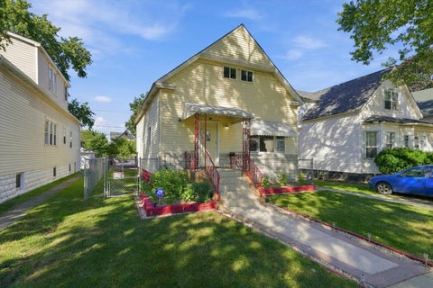 Photo of 13340 S Carondolet Avenue, Chicago, IL 60633 (MLS # 12775184)