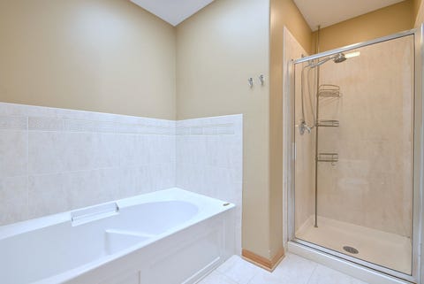 Tiny photo for 6069 River Bend Drive, Lisle, IL 60532 (MLS # 12661433)