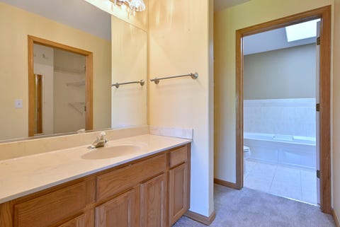 Tiny photo for 6069 River Bend Drive, Lisle, IL 60532 (MLS # 12661433)
