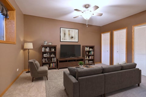 Tiny photo for 6069 River Bend Drive, Lisle, IL 60532 (MLS # 12661433)