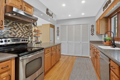 Tiny photo for 700 E Turner Avenue, Roselle, IL 60172 (MLS # 12633615)