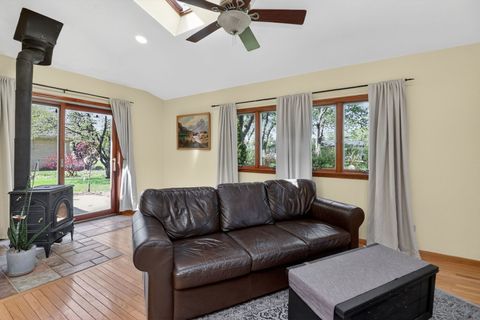 Tiny photo for 700 E Turner Avenue, Roselle, IL 60172 (MLS # 12633615)