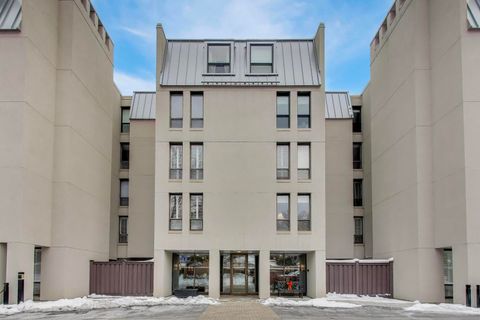 650 Winnetka Mews 310 Winnetka IL 60093