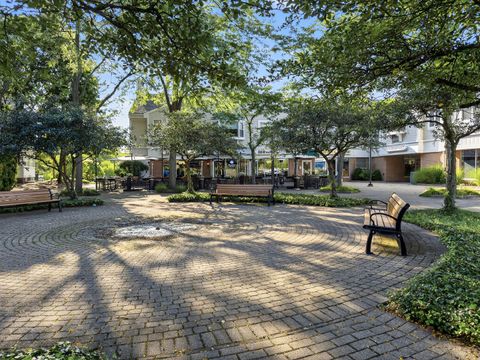 Tiny photo for 185 Happ Road, Northfield, IL 60093 (MLS # 12519026)